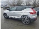 VOLVO XC40 T5 R- 2021