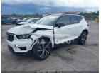 VOLVO XC40 R-DESIGN 2022