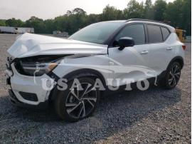 VOLVO XC40 T5 R- 2019