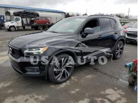 VOLVO XC40 T5 R- 2021