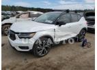VOLVO XC40 T5 R- 2022