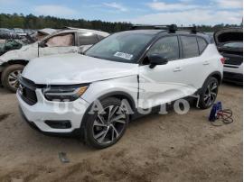 VOLVO XC40 T5 R- 2022