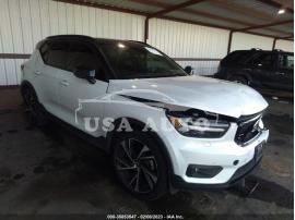 VOLVO XC40 R-DESIGN 2019