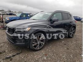 VOLVO XC40 T5 R- 2020