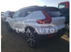 VOLVO XC40 T5 R- 2022