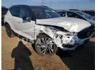 VOLVO XC40 T5 R- 2022