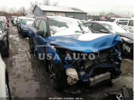 VOLVO XC40 R-DESIGN 2019