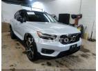 VOLVO XC40 R-DESIGN 2022