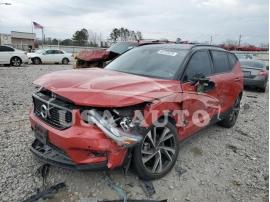 VOLVO XC40 T5 R- 2022