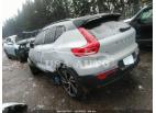 VOLVO XC40 R-DESIGN 2022