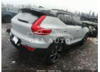 VOLVO XC40 R-DESIGN 2022