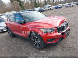 VOLVO XC40 T5 R-DESIGN 2022