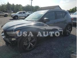 VOLVO XC40 T5 R- 2021