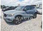VOLVO XC40 T5 R- 2021