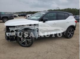 VOLVO XC40 T5 R- 2022