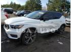 VOLVO XC40 T5 R- 2022