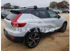 VOLVO XC40 T5 R- 2022