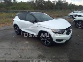 VOLVO XC40 R-DESIGN 2020