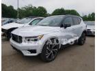 VOLVO XC40 T5 R- 2021