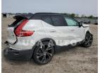 VOLVO XC40 T5 R- 2022
