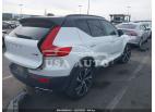 VOLVO XC40 T5 MOMENTUM/T5 R-DESIGN 2019