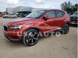 VOLVO XC40 T5 MO 2019