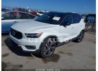 VOLVO XC40 T5 MOMENTUM/T5 R-DESIGN 2019