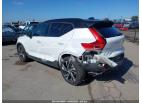 VOLVO XC40 T5 MOMENTUM/T5 R-DESIGN 2019