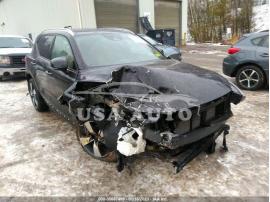 VOLVO XC40 MOMENTUM/R-DESIGN 2019