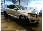 VOLVO XC40 MOMENTUM/R-DESIGN 2019