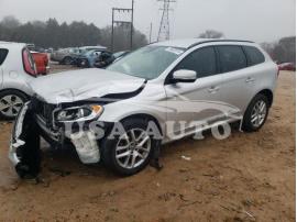 VOLVO XC60 T5 2017