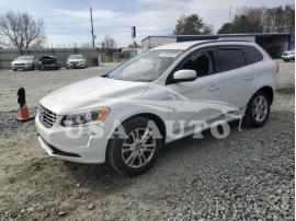 VOLVO XC60 T5 2015