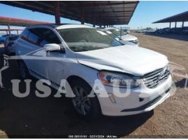 VOLVO XC60 T5/INSCRIPTION 2017