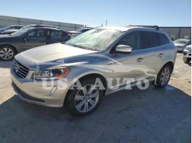 VOLVO XC60 T5 IN 2017