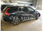 VOLVO V60 CROSS 2017