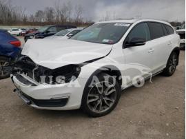 VOLVO V60 CROSS 2018