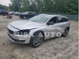 VOLVO V60 CROSS 2018
