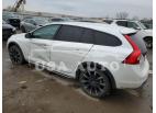 VOLVO V60 CROSS 2017