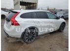 VOLVO V60 CROSS 2017