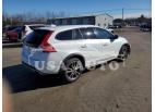 VOLVO V60 CROSS 2017