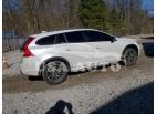 VOLVO V60 CROSS 2017