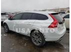 VOLVO V60 CROSS 2016