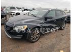 VOLVO V60 CROSS 2015