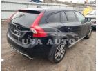 VOLVO V60 CROSS 2015