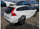 VOLVO V60 CROSS 2016