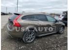 VOLVO V60 CROSS 2016