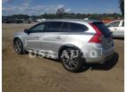 VOLVO V60 CROSS 2015