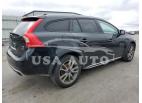 VOLVO V60 CROSS 2015