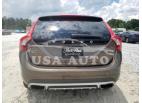 VOLVO V60 CROSS 2015