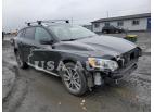 VOLVO V60 CROSS 2015